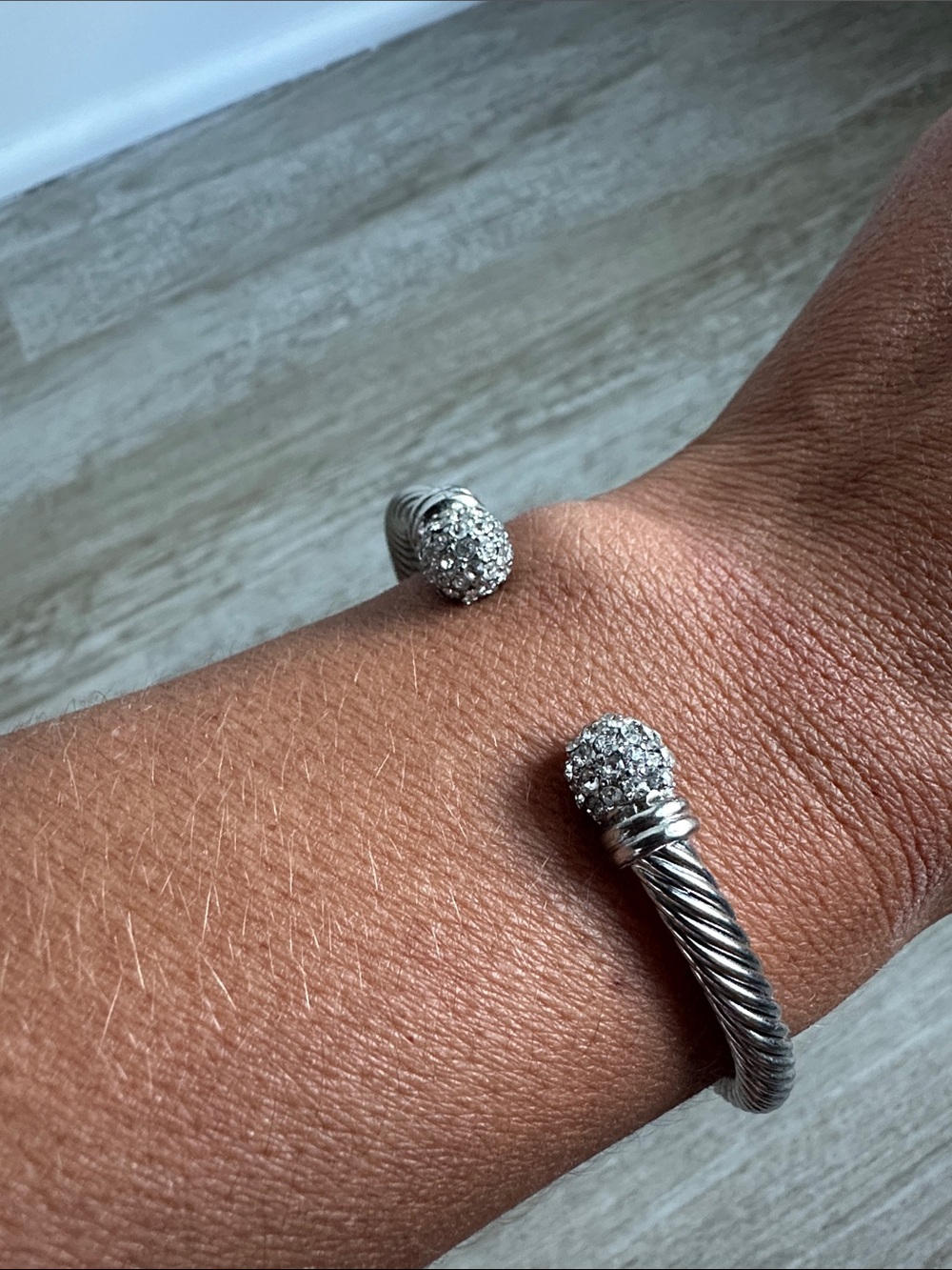 Silver bangle - Picture 6 of 6